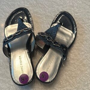 NWOT Marc Fisher Blue Sandals w/ silver loop accent. Size 8.5